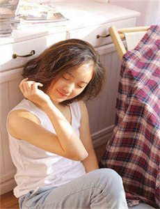 《精品自拍农村熟女少妇图片-亚马逊食人族电影》