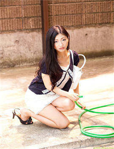 《十九岁免费版全免费粤语-我尝到小妈苏蕊的味道作文谁写的》